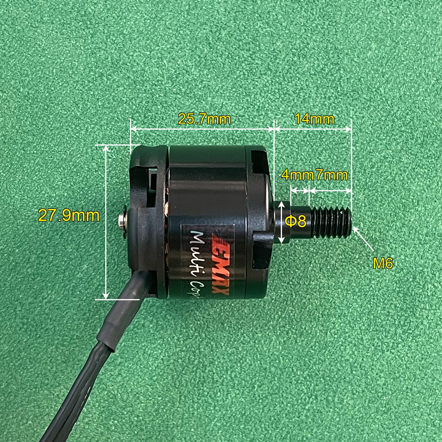 A2213 ブラシレスモーター 935KV マルチコプタードローンなど用